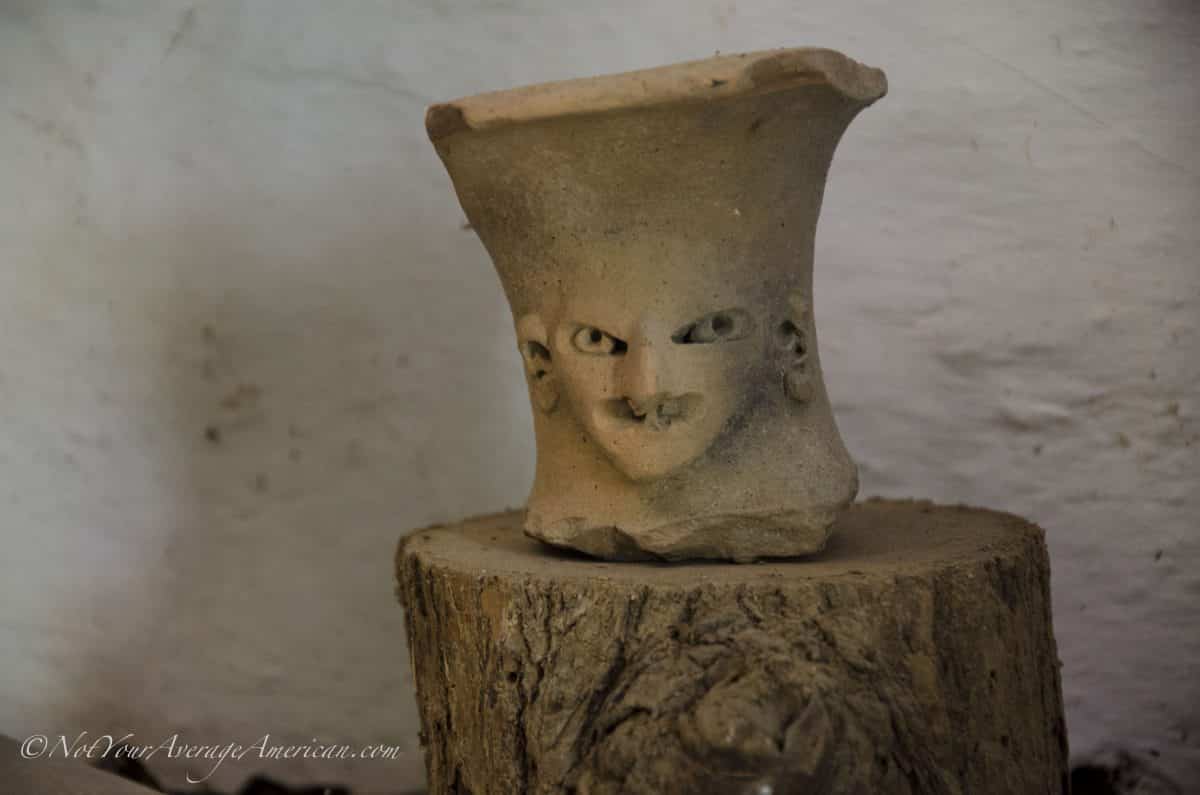 Una cara en una estatuilla, Museo Chirije, Manabí, Ecuador