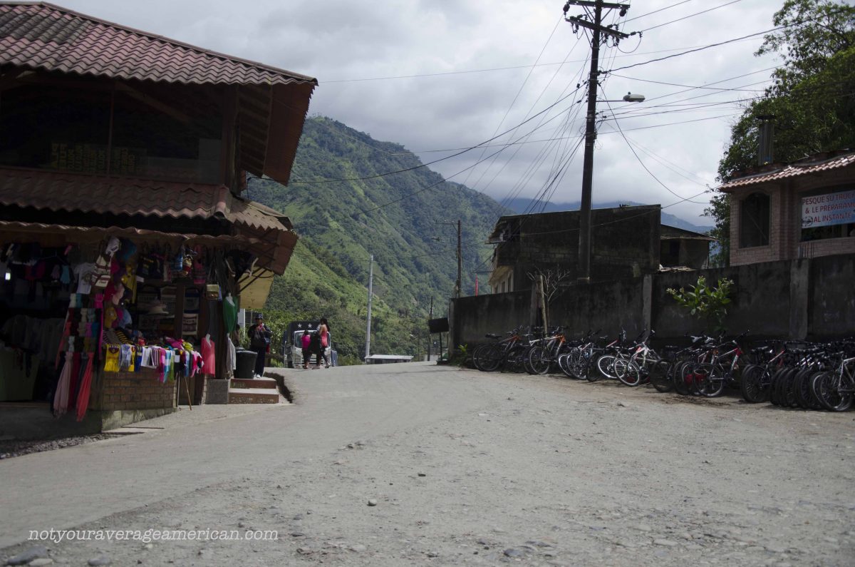 The Parking Lot, The Pailón del Diablo, Baños, Ecuador