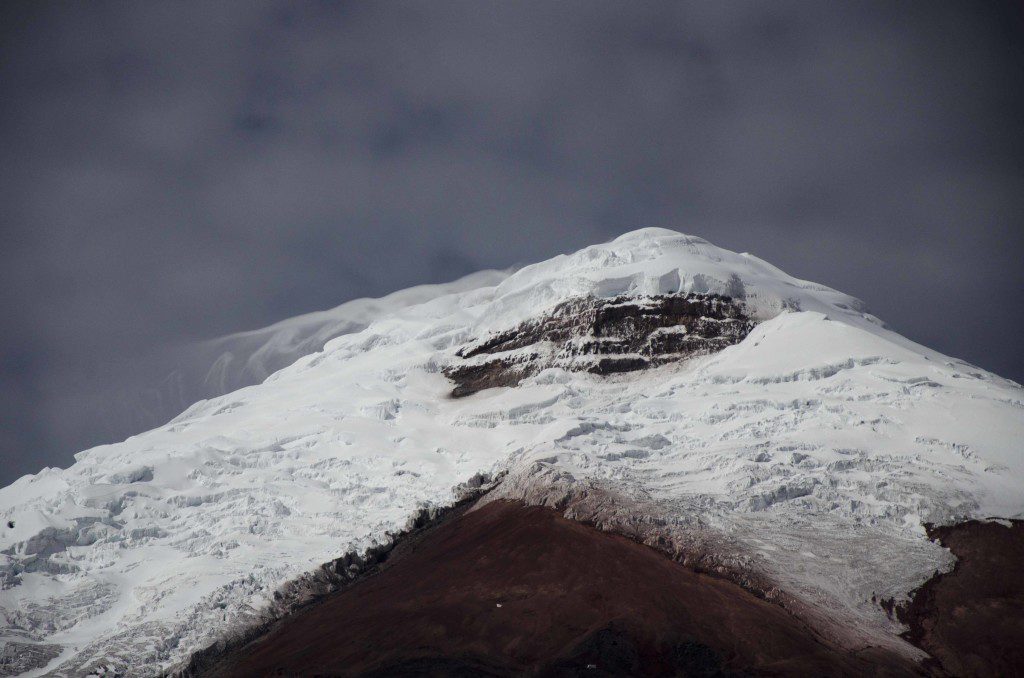 Winds flirt with Cotopaxi