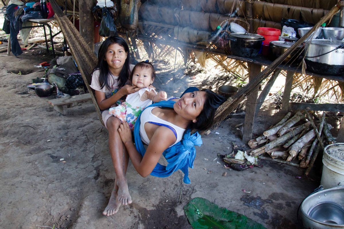 A Huaorani family asked to have their picture taken, Pastaza, Ecuador | ©Angela Drake