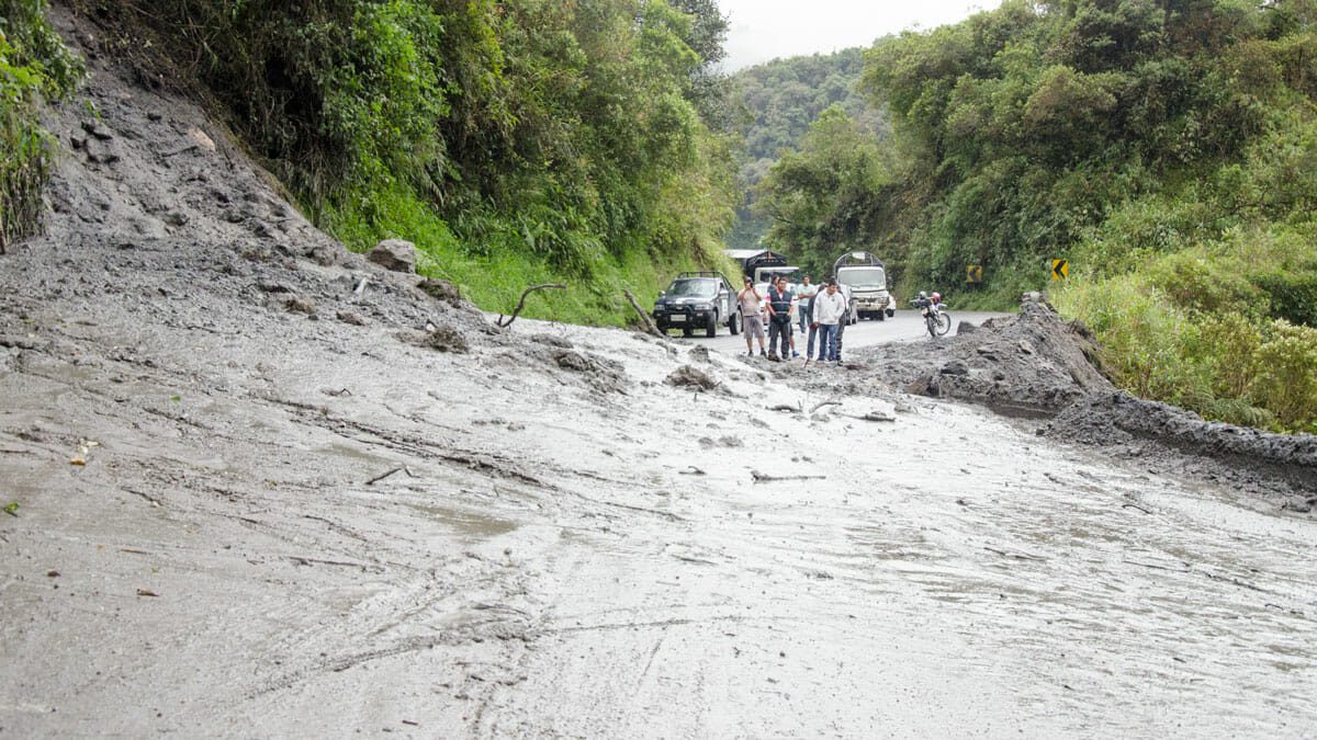 A landslide on the Papallacta-Baeza Road, Ecuador | ©Angela Drake