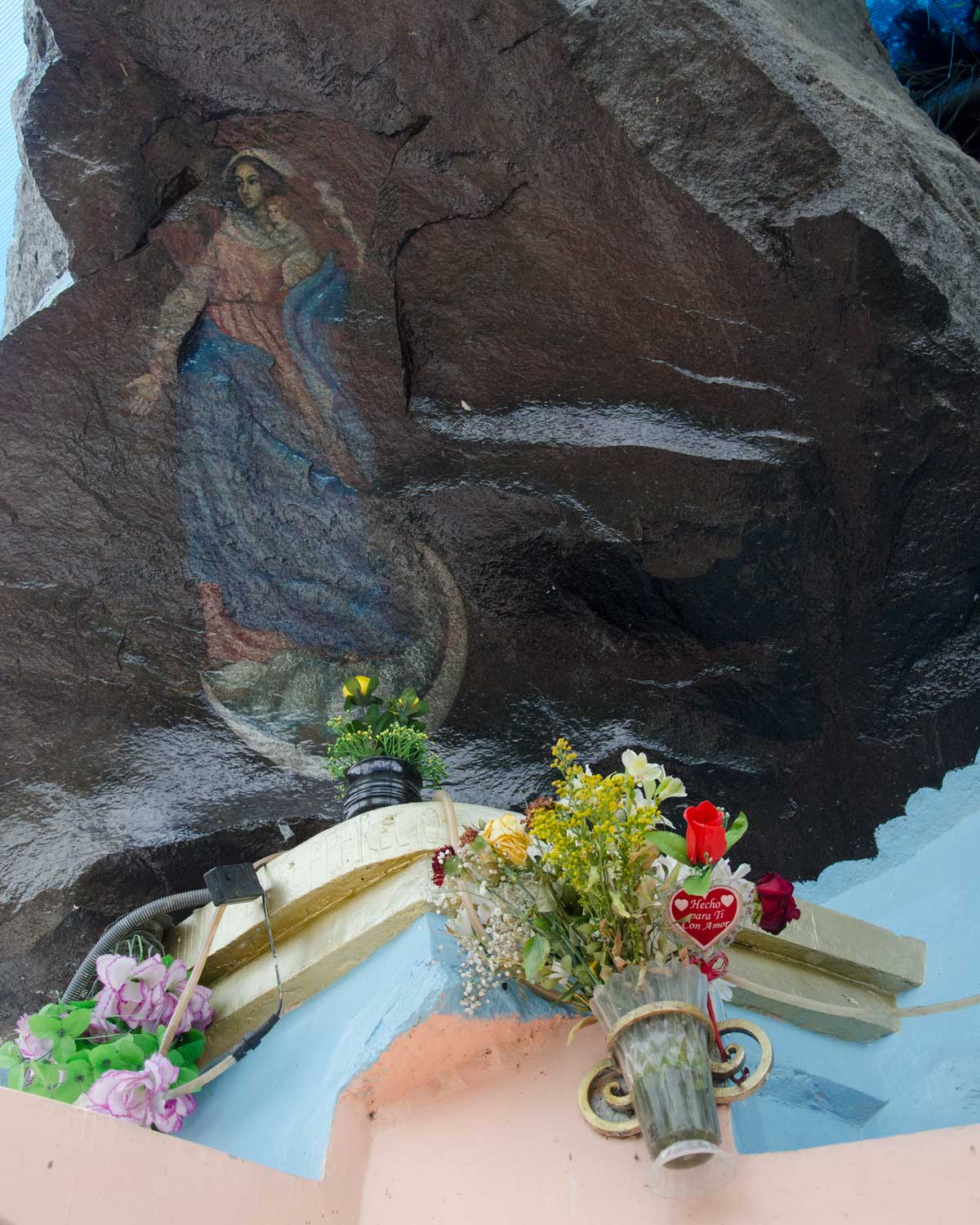 The painting and shrine of the Virgen de Alambí, Ecuador | ©Angela Drake