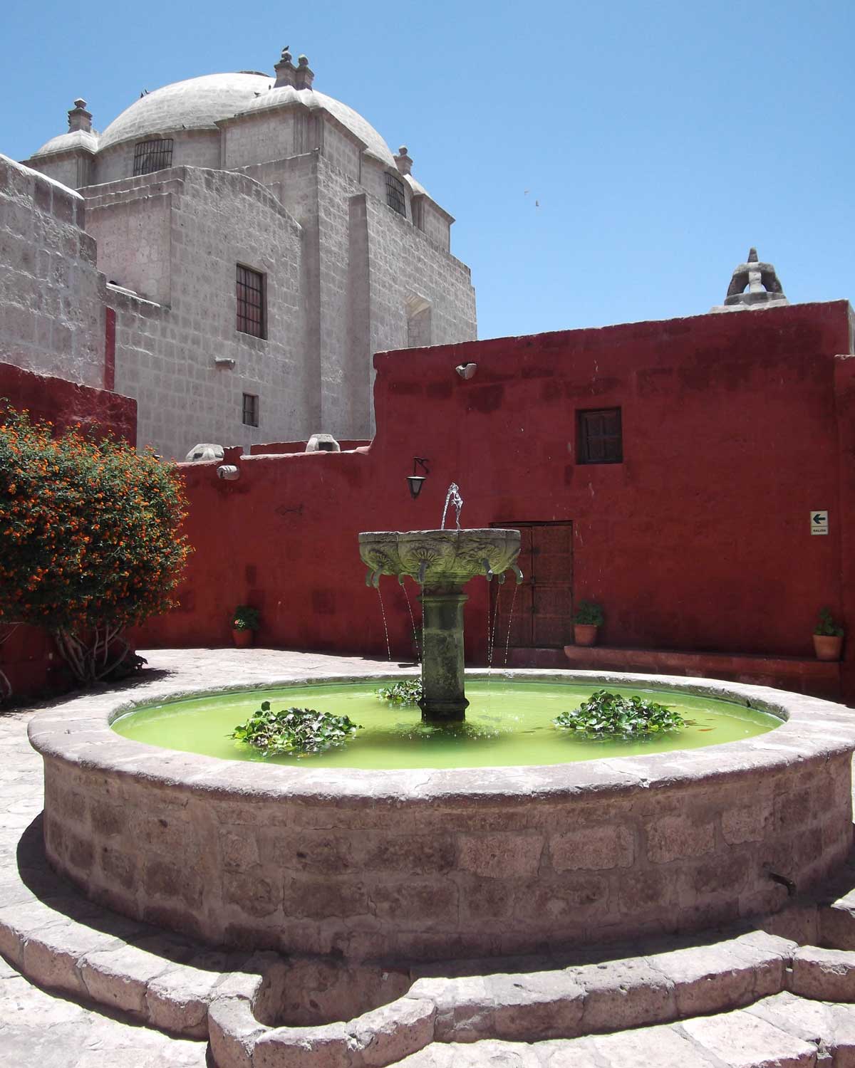 Dentro del Monasterio de Santa Catalina, Arequipa, Perú | ©Eleanor Hughes