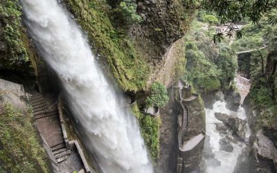 Hiking To The Devil’s Cauldron: Rio Verde, Ecuador