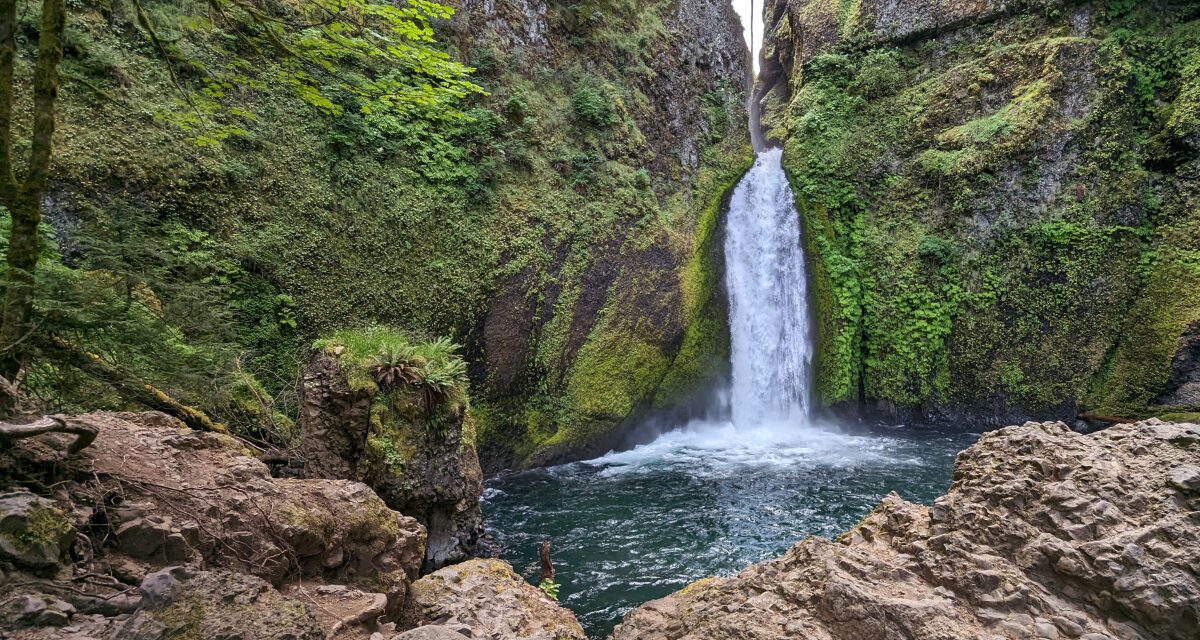 Wahclella Falls: Easy Hike, Stunning Waterfall