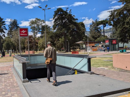 A gringo entering the Metro by the staircase. The elevator can be seen in the background on the righthand side of the photo.