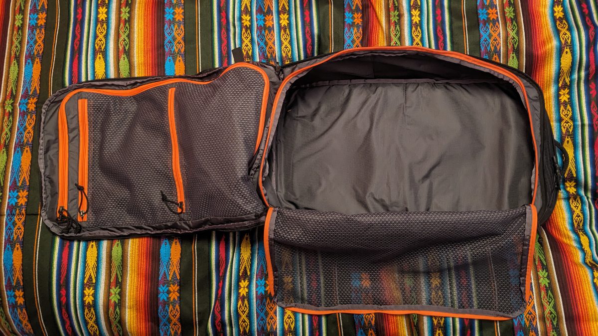 The Gossamer Gear Aero Jet, unzipped main compartment